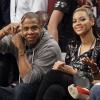 Jay-Z et Beyonce Knowles au premier d'un match de basket au Barclays Center à Brooklyn. Novembre 2012.