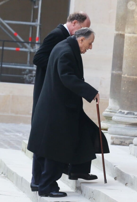 Amiral Philippe de Gaulle - Obsèques d'Élisabeth de Gaulle, décédée à l'âge de 88 ans. La cérémonie a eu lieu en la cathédrale Saint-Louis des Invalides à Paris. Elle était la fille du Général Charles de Gaulle et a été la Présidente de la Fondation Anne de Gaulle de 1979 à 1988. Le 6 avril 2013.