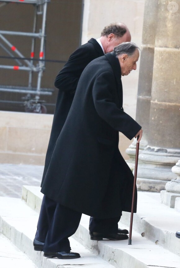 Amiral Philippe de Gaulle - Obsèques d'Élisabeth de Gaulle, décédée à l'âge de 88 ans. La cérémonie a eu lieu en la cathédrale Saint-Louis des Invalides à Paris. Elle était la fille du Général Charles de Gaulle et a été la Présidente de la Fondation Anne de Gaulle de 1979 à 1988. Le 6 avril 2013.