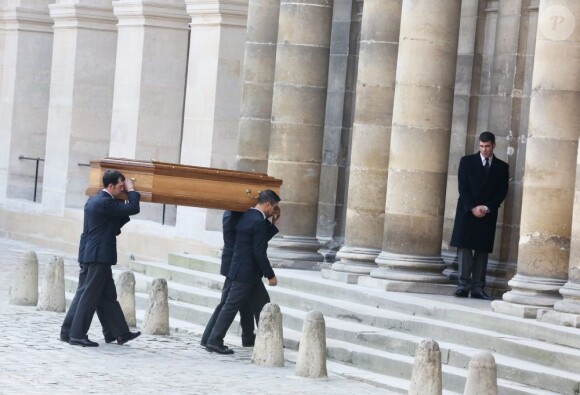 Obsèques d'Élisabeth de Gaulle, décédée à l'âge de 88 ans. La cérémonie a eu lieu en la cathédrale Saint-Louis des Invalides à Paris. Elle était la fille du Général Charles de Gaulle et a été la Présidente de la Fondation Anne de Gaulle de 1979 à 1988. A Paris le 6 avril 2013.