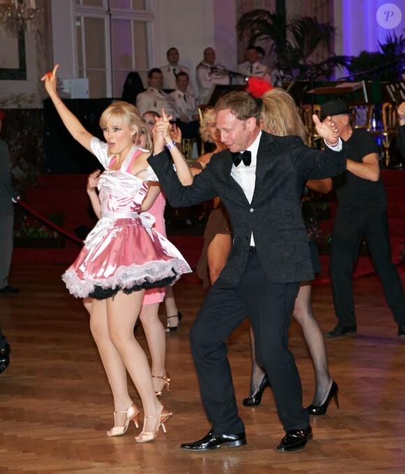 Missy May et Ian Ziering à l'événement Charity Dance Event Dancer Against Cancer 2013 à Vienne en Autriche, le 7 avril 2013. Ce gala dansant avait pour but de réunir des fonds pour la lutte contre le cancer.