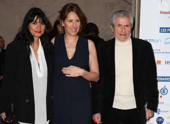 Maud Fontenoy à Paris le 9 avril 2013 à l'occasion de son gala annuel donné en l'honneur de sa fondation à l'hôtel de la Marine en compagnie de Claude Lelouch et sa compagne Valérie Perrin