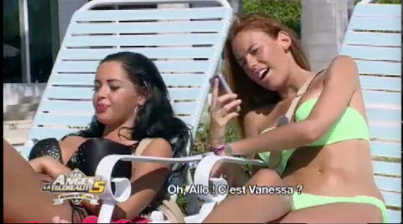 Nabilla et Vanessa dans les Anges de la télé-réalité 5, jeudi 11 avril 2013 sur NRJ12