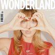 Taylor Swift fait la couverture de Wonderland, édition avril/mai 2013.
