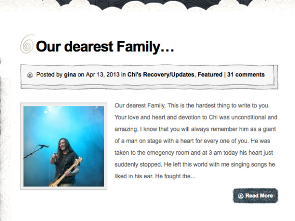 Chi Cheng, bassiste de Deftones, est mort le 13 avril 2013.