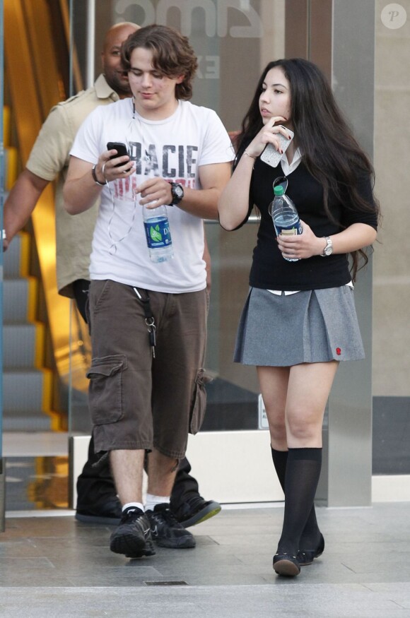 Prince Jackson en charmante compagnie dans les rues de Los angeles, le 13 avril 2013.