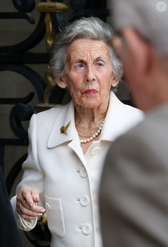 Andrée Sarkozy à Neuilly-sur-Seine le 16 avril 2013 pour le 30e anniversaire de la disparition d'Achille Peretti maire de la ville de 1947 à 1983.