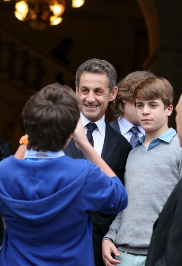 Nicolas Sarkozy à Neuilly-sur-Seine le 16 avril 2013 pour le 30e anniversaire de la disparition d'Achille Peretti maire de la ville de 1947 à 1983.