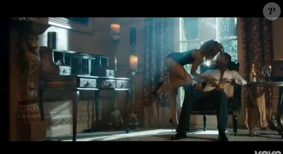 Ciara, sensuelle et torride dans le clip de la chanson Body Party.
