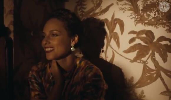 Clip de la chanson Fire We Make d'Alicia Keys en duo avec Maxwell.