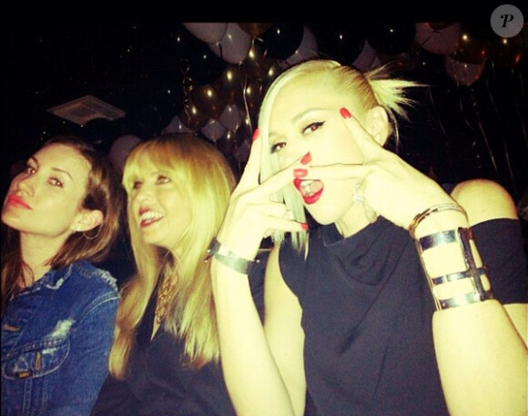Rachel Zoe a posté ce cliché d'elle et de Gwen Stefani lors de l'anniversaire de Jessica Alba