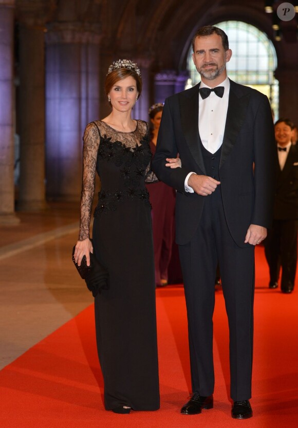 Le prince Felipe et la princesse Letizia d'Espagne - Dîner d'adieu de la reine Beatrix des Pays-Bas au Rijksmuseum à Amsterdam, le 29 avril 2013.