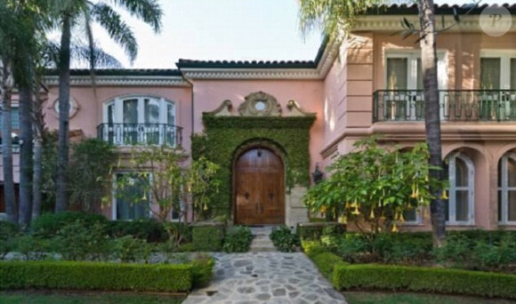 La chanteuse Christina Aguilera a vendu sa maison de Beverly Hills pour 11,5 millions de dollars.