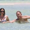 Alanis Morissette et son mari Mario Treadway ont profité d'une journée à la plage à Hawaï, le 5 mai 2013.