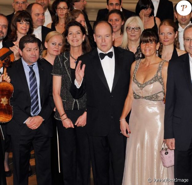 Albert Et Caroline De Monaco Touches Par L Histoire Des Violons De L Espoir Purepeople