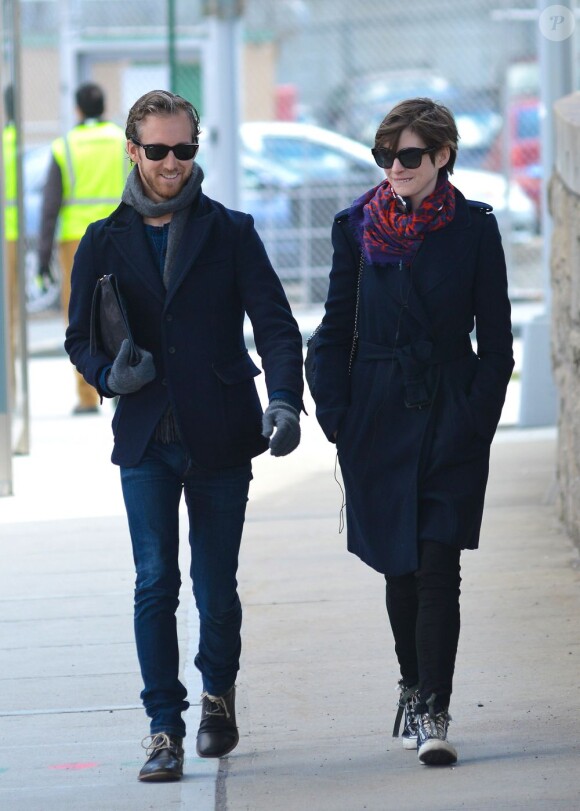 Anne Hathaway et son mari Adam Shulman à New York le 26 mars 2013