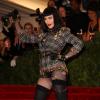 La chanteuse Madonna, habillée en Givenchy, n'a pas vraiment respecté le dress code punk de la soirée du MET Ball 2013, au Metropolitan Museum of Art, de New York, le 6 mai 2013.
