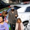La belle Halle Berry, enceinte, emmène sa fille Nahla à son école à Los Angeles le 8 mai 2013. La petite fille ne semblait pas très enchantée d'aller à l'école ce jour-là.
