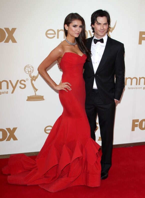 Nina Dobrev et Ian Somerhalder lors des Emmy en 2011