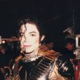 Michael Jackson à quelques minutes d'entrer en scène lors du "HIStory Tour", à Munich en juillet 1997.