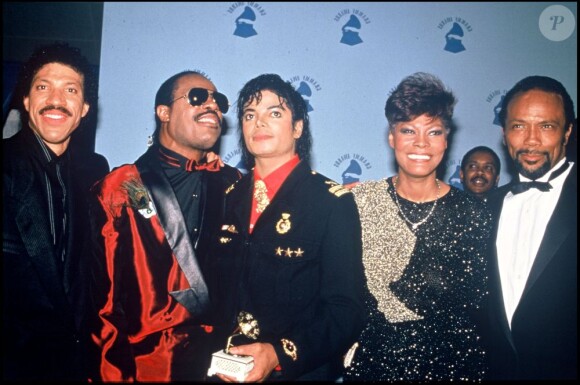 Lionel Richie, Stevie Wonder, Michael Jackson, Dionne Warwick et Quincy Jones - 1987.