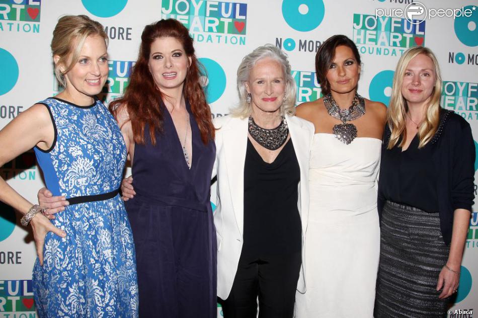 Ali Wentworth, Debra Messing, Glenn Close, Mariska Hargitay à la soirée de charité organisée par la  Joyful Heart Foundation  à New York, le 9 mai 2013.