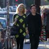 Exclusif - Holly Madison, enceinte, et son compagnon Pasquale Rotella se baladent dans les rues de Silver Lake, Los Angeles, le 27 octobre 2012.