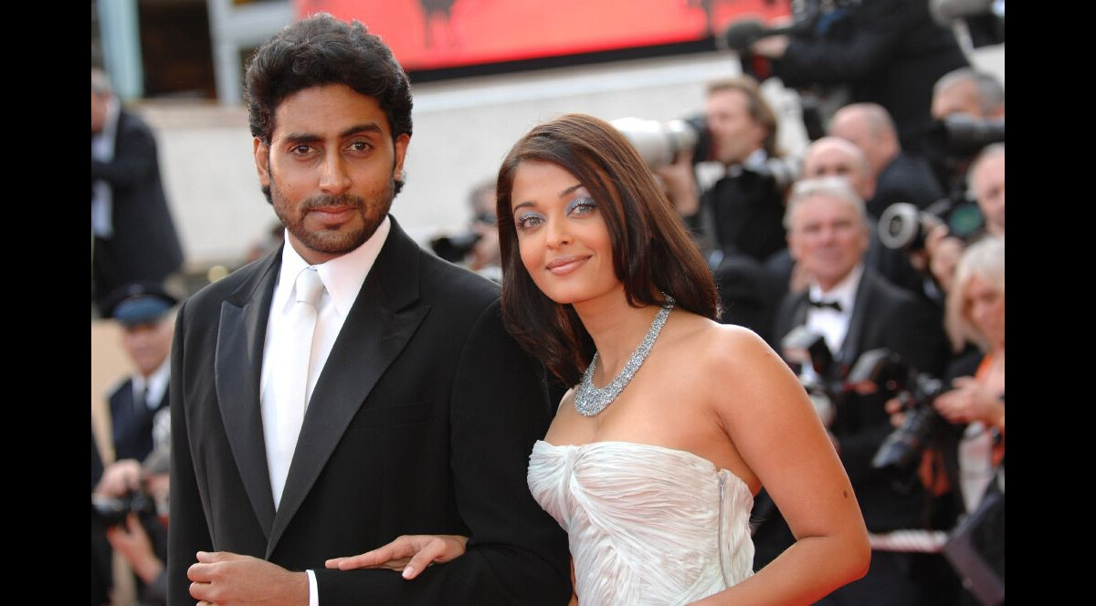 Photo Aishwarya Rai et son mari Abhishek Bachchan arrivant au Festival de Cannes 2007 Purepeople