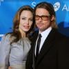 Angelina Jolie et son fiancé Brad Pitt arrivant au gala Cinema for Peace de la Berlinale le 16 février 2012