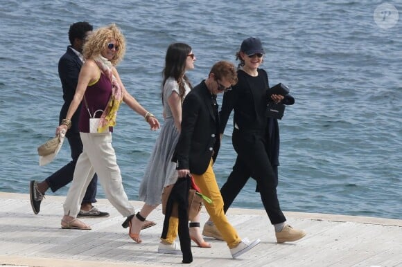 La famille de Steven Spielberg à l'hôtel Cap-Eden-Roc à Antibes, le 14 mai 2013.