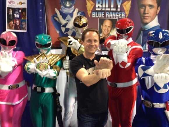 David Yost entourés de Power Rangers au Wonder Con à Anaheim, mars 2013.