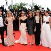 Emma Watson, Claire Julien, Sofia Coppola, Israel Broussard, Taissa Farmiga, Katie Chang arrivent à la montée des marches du film The Bling Ring pour l'ouverture d'Un Certain Regard au Festival du film de Cannes, le 16 mai 2013.