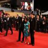 Amat Escalante, Andrea Vergara et Armando Espitia lors de la montée des marches au Festival de Cannes 2013, le 16 mai.