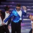 Psy sur la scène de la finale de la 12e saison d'American Idol, à Los Angeles, le 16 mai 2013.