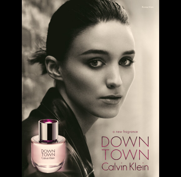 Rooney Mara photographiée par Jean-Baptiste Mondino pour Downtown, le nouveau parfum féminin de Calvin Klein.