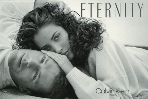 Christy Turlington et Lambert Wilson, visages du parfum Eternity de Calvin Klein. Photo par Bruce Weber. 1988.