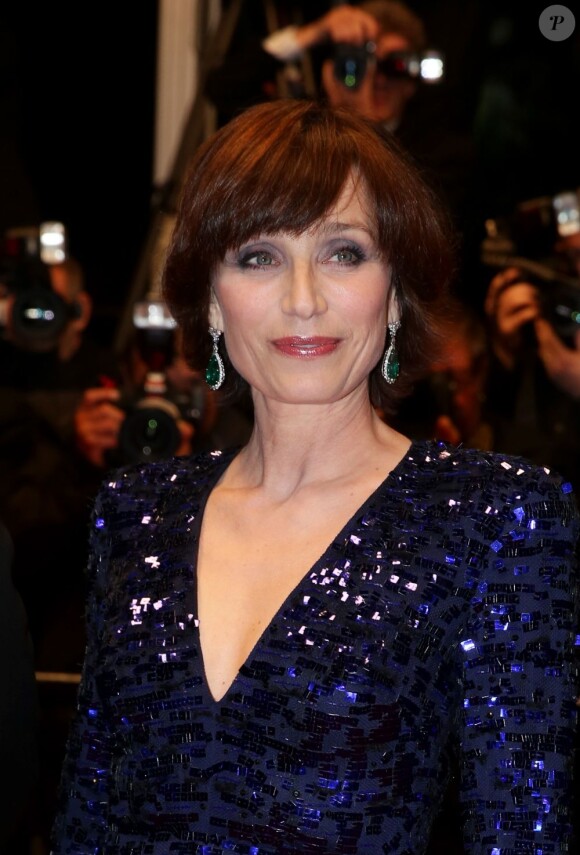 Kristin Scott Thomas lors de la montée des marches du film Only God Forgives lors du 66e festival du film de Cannes, le 22 mai 2013.