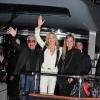 La superbe comédienne Sharon Stone, joyeuse et armée de son plus beau sourire, a participé à la soirée sur le yacht du créateur le 22 mai 2013