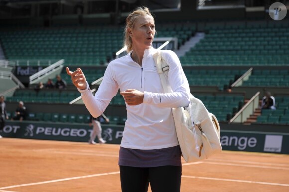Maria Sharapova à l'entraînement sur la terre rouge de Roland Garros à Paris, le 22 mai 2013