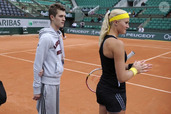 Kristina Mladenovic à l'entraînement sur la terre rouge de Roland Garros à Paris, le 22 mai 2013