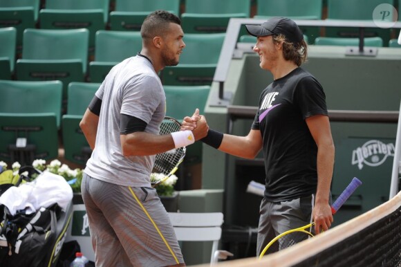Jo-Wilfried Tsonga à l'entraînement sur la terre rouge de Roland Garros à Paris, le 22 mai 2013