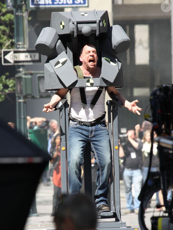 Paul Giamatti en Rhino sur le tournage de The Amazing Spider-Man 2 à New York City, le 27 mai 2013.
