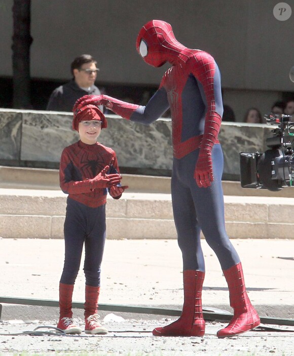 Andrew Garfield en pleine tournage de The Amazing Spider-Man 2 à New York City, le 27 mai 2013.