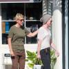 Ellen DeGeneres et sa femme Portia De Rossi ont acheté une propriété de 26,5 millions de dollars à Montecito en Californie. Elles se sont rendues dans le quartier le 26 mai, et en ont profité pour faire quelques courses pour leur future maison