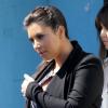 Kim Kardashian et sa soeur Kourtney quittent un magasin de nourriture kasher. Los Angeles, le 30 mai 2013.
