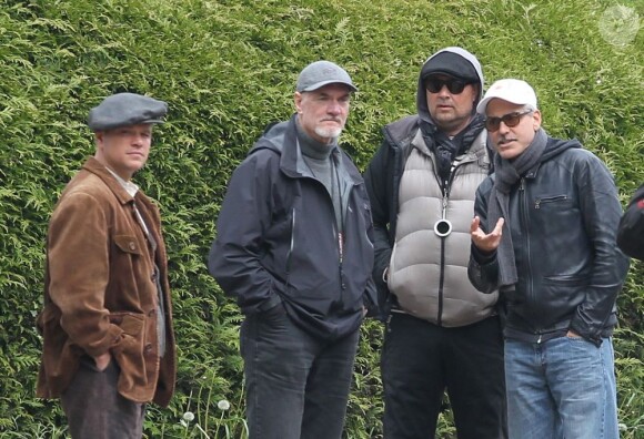 George Clooney et Matt Damon sur le le tournage de Monuments Men dans le comté du Buckinghamshire, le 30 mai 2013.