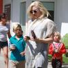 Gwen Stefani emmène ses fils Zuma et Kingston manger une glace à Los Angeles, le 30 mai 2013.