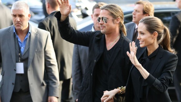 Angelina Jolie et Brad Pitt, amoureux rayonnants, provoquent la folie à Paris