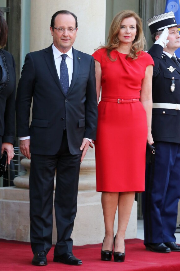 François Hollande et Valérie Trierweiler à Paris le 7 mai 2013.