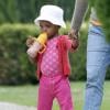 Exclusif - Kristin Davis emmène la petite Gemma Rose au parc à Brentwood, le 9 Juin 2013.